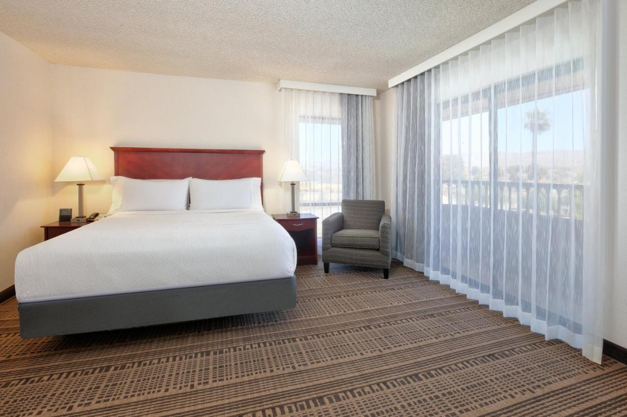 Holiday Inn & Suites Santa Maria By Ihg Eksteriør billede