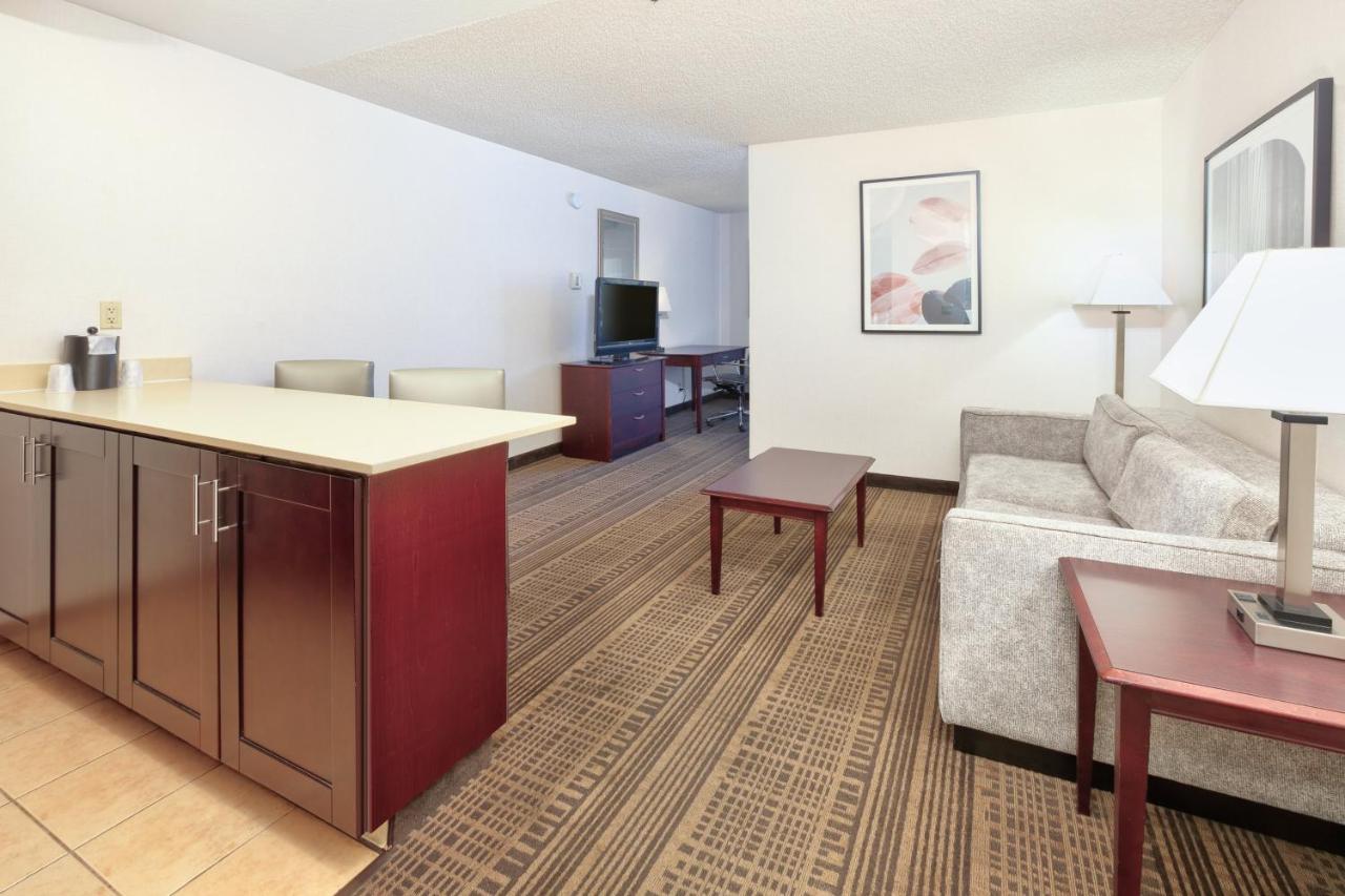 Holiday Inn & Suites Santa Maria By Ihg Eksteriør billede
