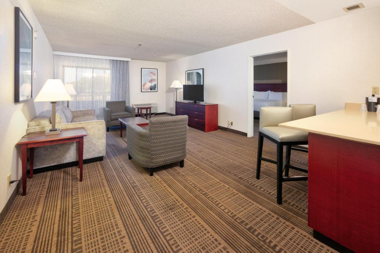 Holiday Inn & Suites Santa Maria By Ihg Eksteriør billede