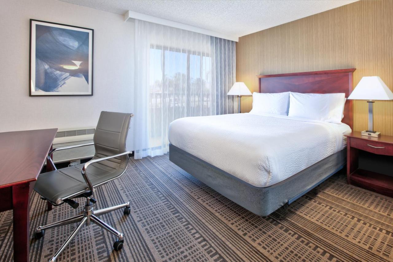 Holiday Inn & Suites Santa Maria By Ihg Eksteriør billede