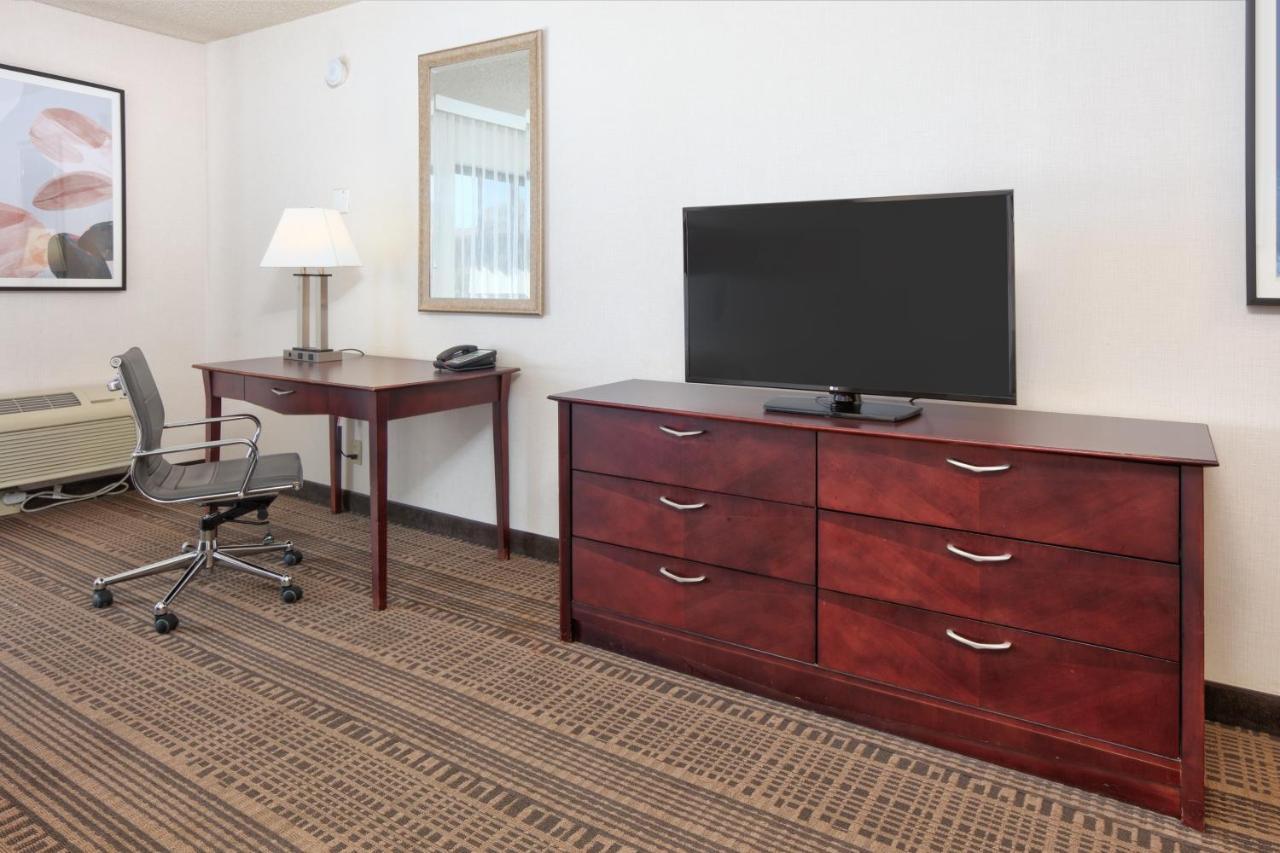 Holiday Inn & Suites Santa Maria By Ihg Eksteriør billede