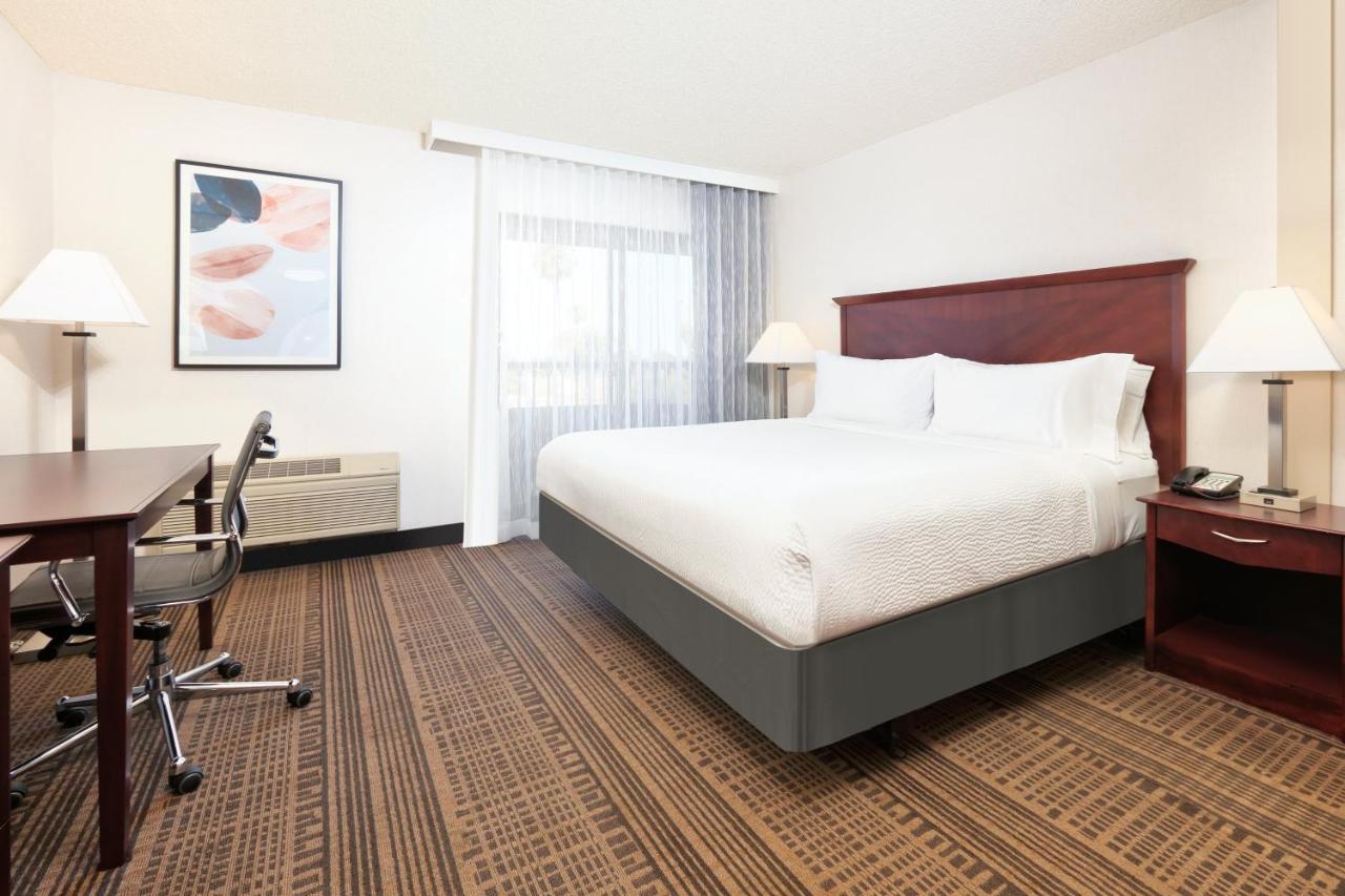 Holiday Inn & Suites Santa Maria By Ihg Eksteriør billede