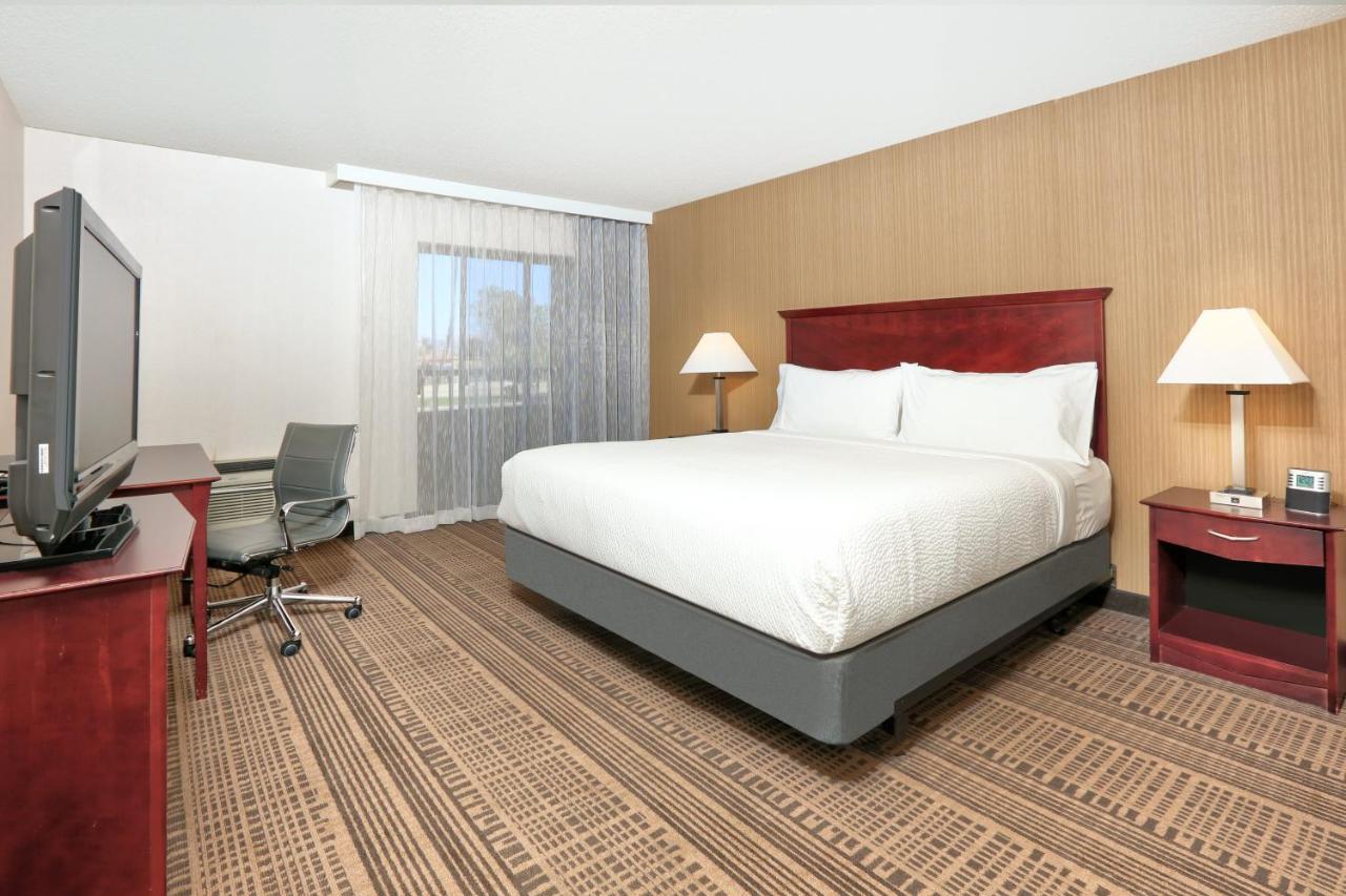 Holiday Inn & Suites Santa Maria By Ihg Eksteriør billede